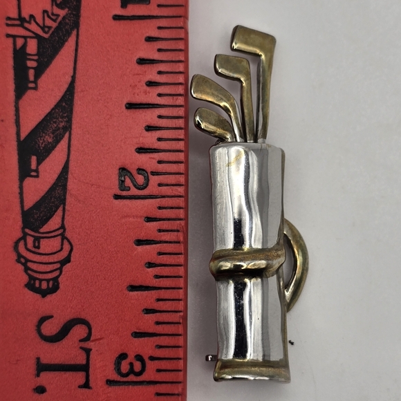 Handmade Vintage Golf Club Caddy Brooch Pin Clubs Move Silver & Gold Tone - Picture 7 of 9